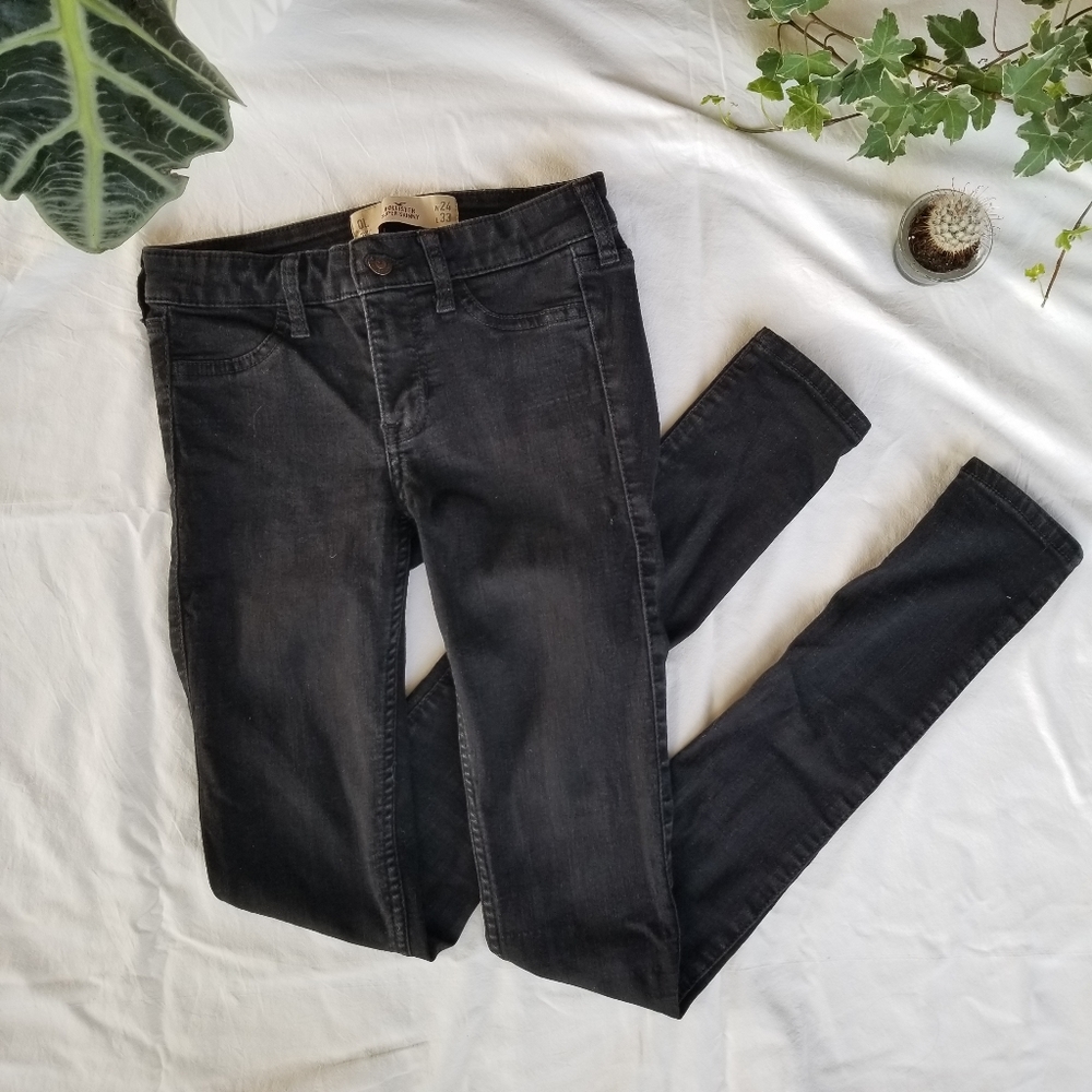 Hollister skinny jeans
